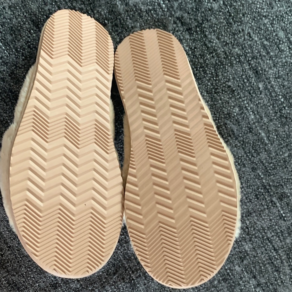 Sorel Women's Cozy Cream Slippers - Picture 9 of 12